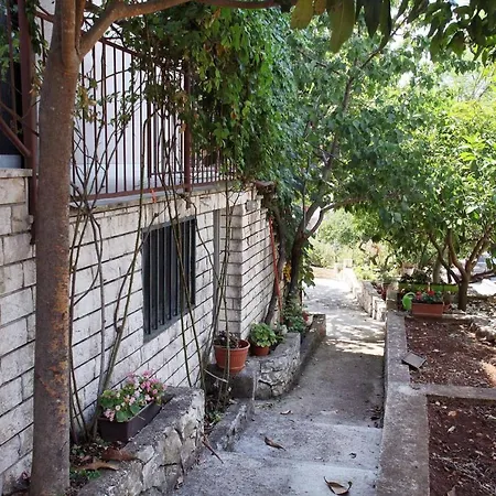 דירה With A Parking Space Okrug Gornji, Ciovo - 12077 *